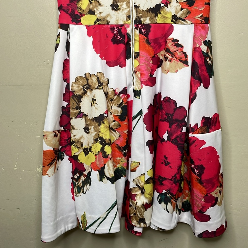 ROZ & ALI Floral Dress White & Fuchsia Sleeveless Pleated Full Skirt Exposed Zip - Picture 9 of 13